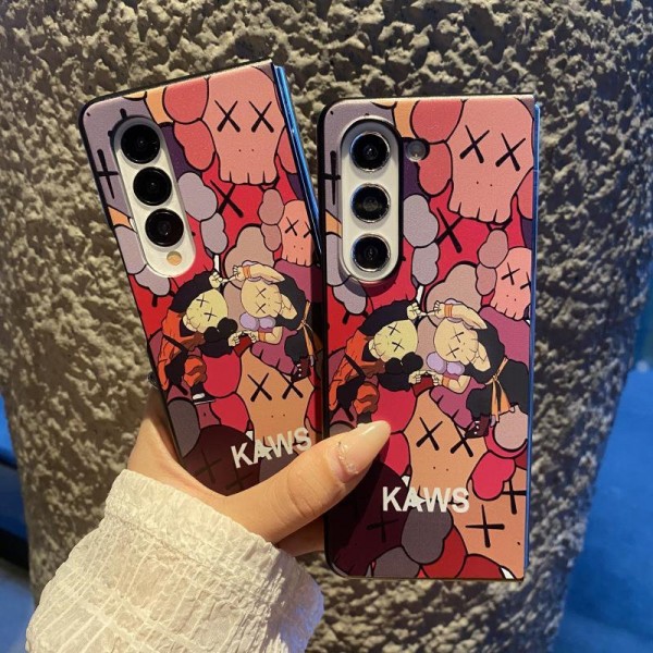 Kaws カウズ人気Galaxy Z fold4 5 6ケース革製ハイブランドギャラクシー z フリップ5 4 6ケースブランドギャラクシーZ フォールド6 5 4 3 2ケース男女galaxy z flip5 4 6ケース