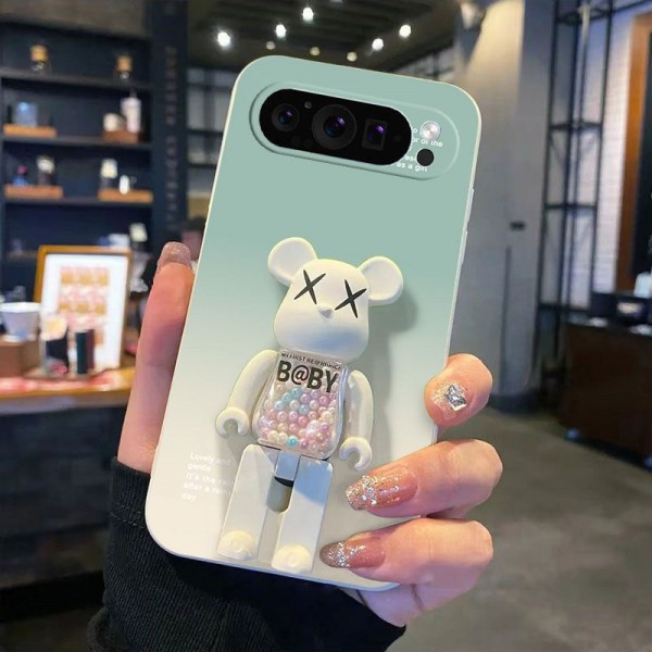 Kaws カウズエクスぺリア 5v 5 vi グーグル ピクセル 7a 8a 8プロケースメンズレディースグーグル ピクセル8a 7a 6a 9 proブランドカバーGoogle Pixel 9 8 pro 8a愛用ブランドケースxperia 1 10 v vi iv iiiカバーブランド Google Pixel 8a 8 pro 7 6aカバー