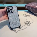 Prada プラダハイブランドiphone14pro/16 15plusカバー韓国風iphone16/14/13/15pro maxケースレディース斜め掛けアイフォン16 15/14/13/ 12 pro maxケースパロディーハイブランドアイフォン16 15 14ケーストランク型